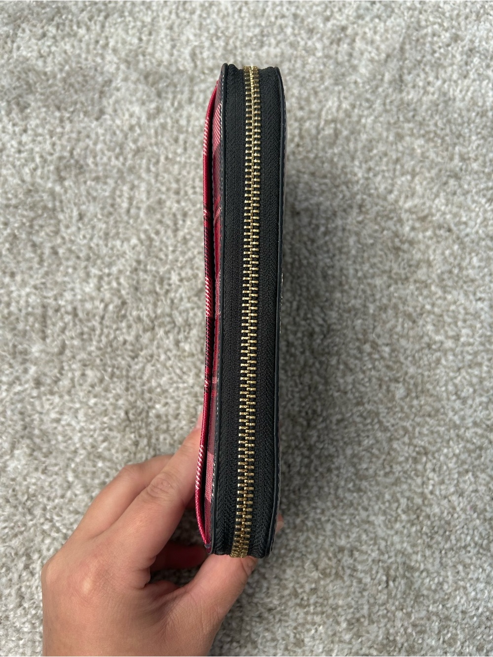 Kate Spade Wallet - Picture 5 of 8